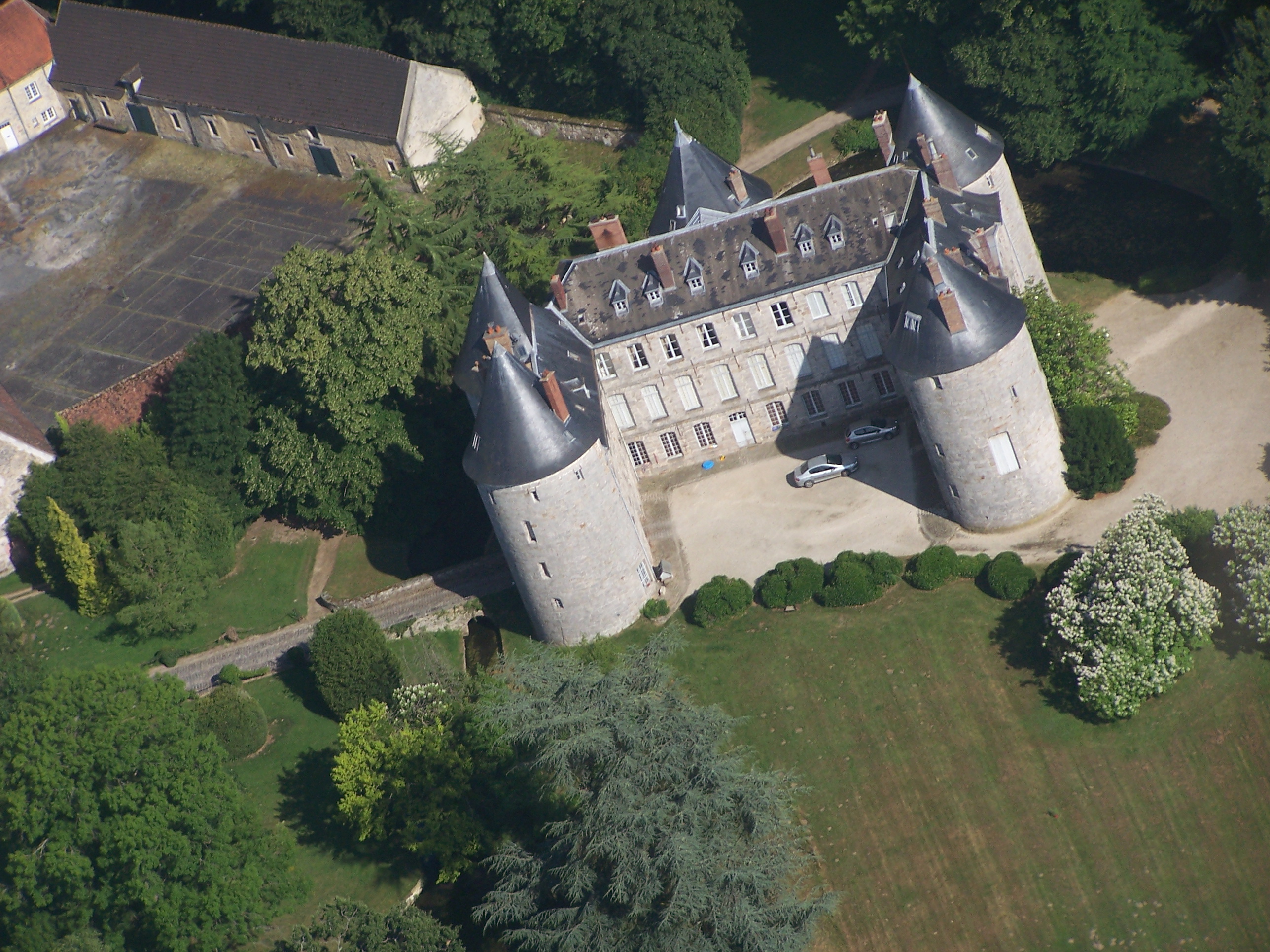 Chateau 2